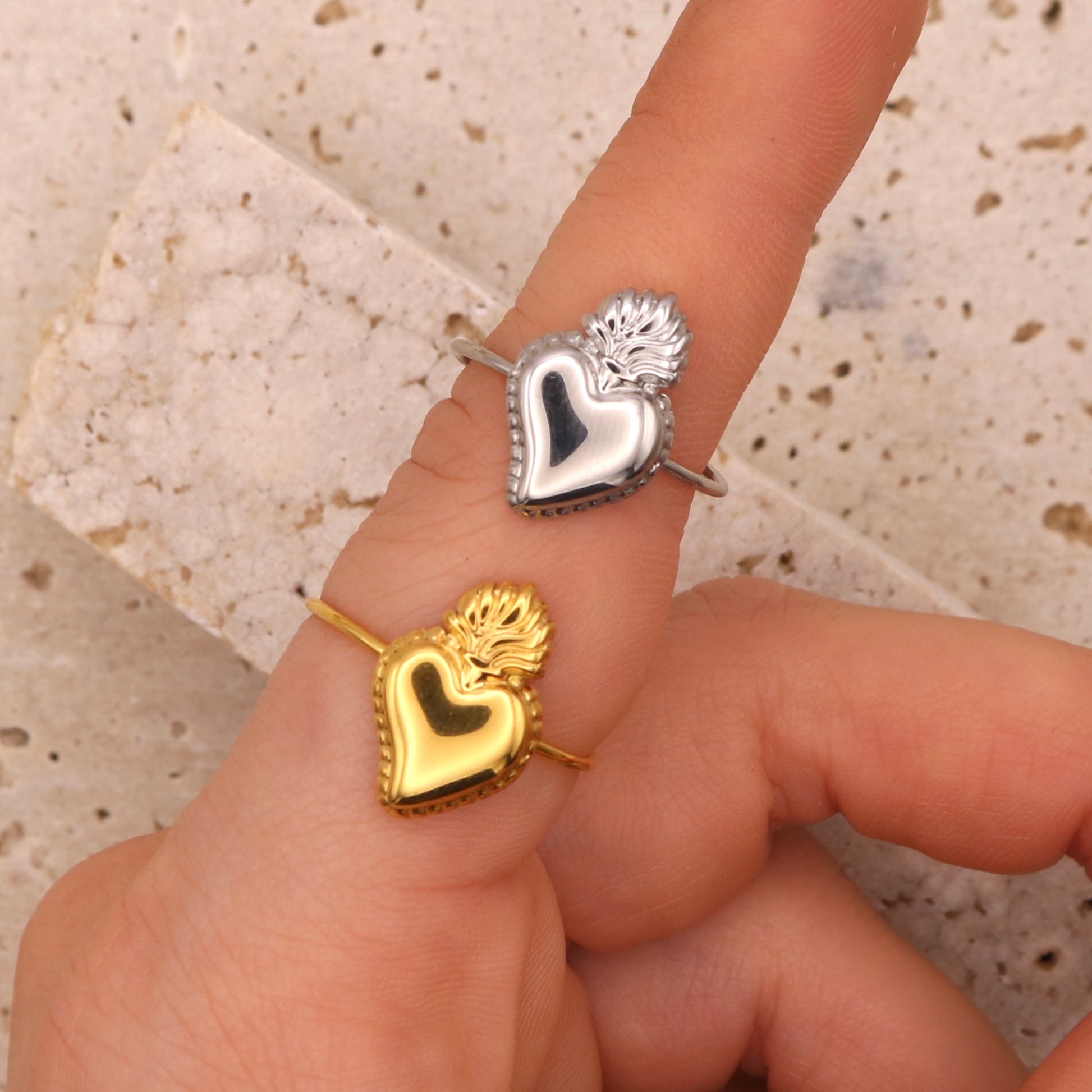 ANELLO CUORE SACRO