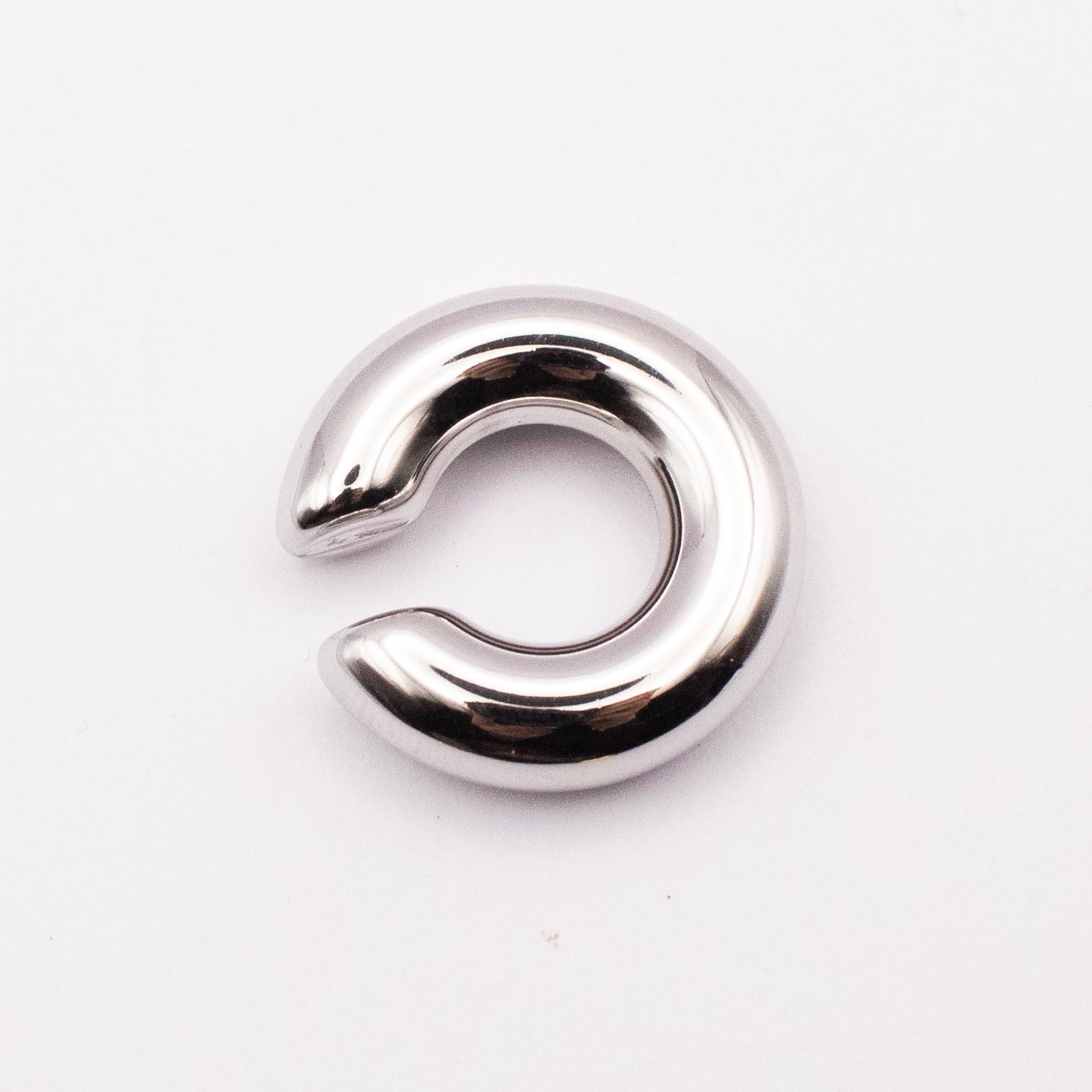 MEDIUM EAR CUFF