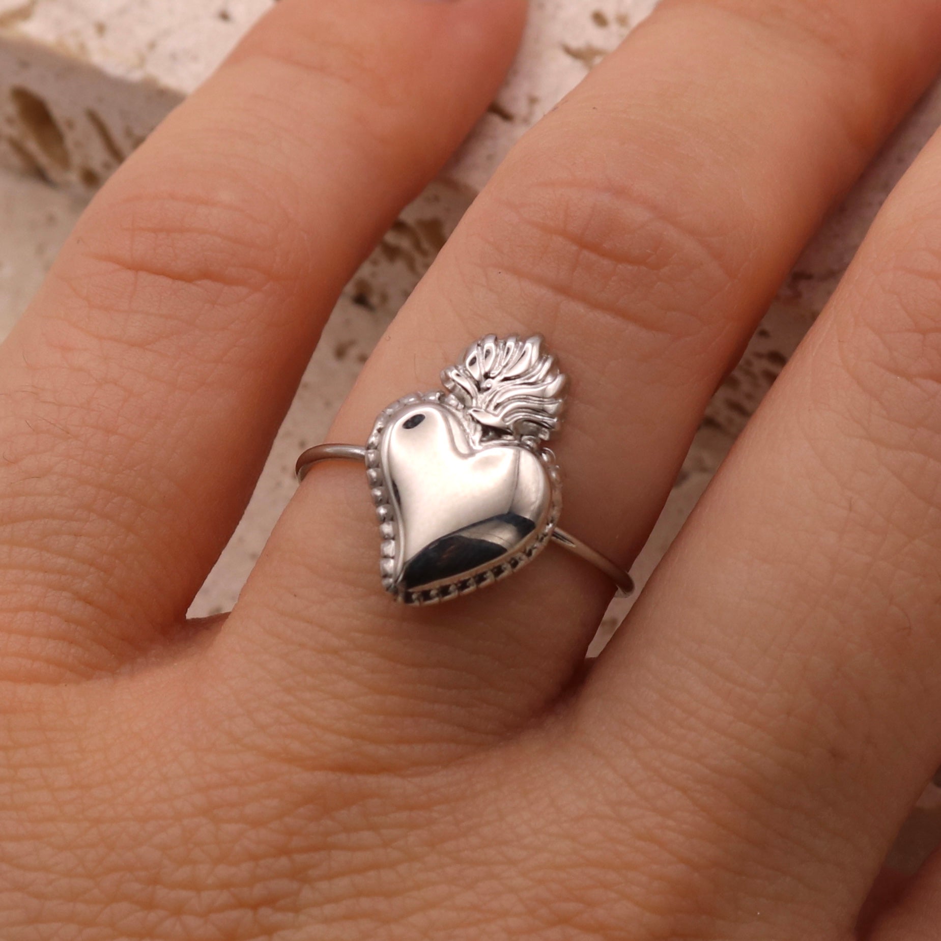 ANELLO CUORE SACRO