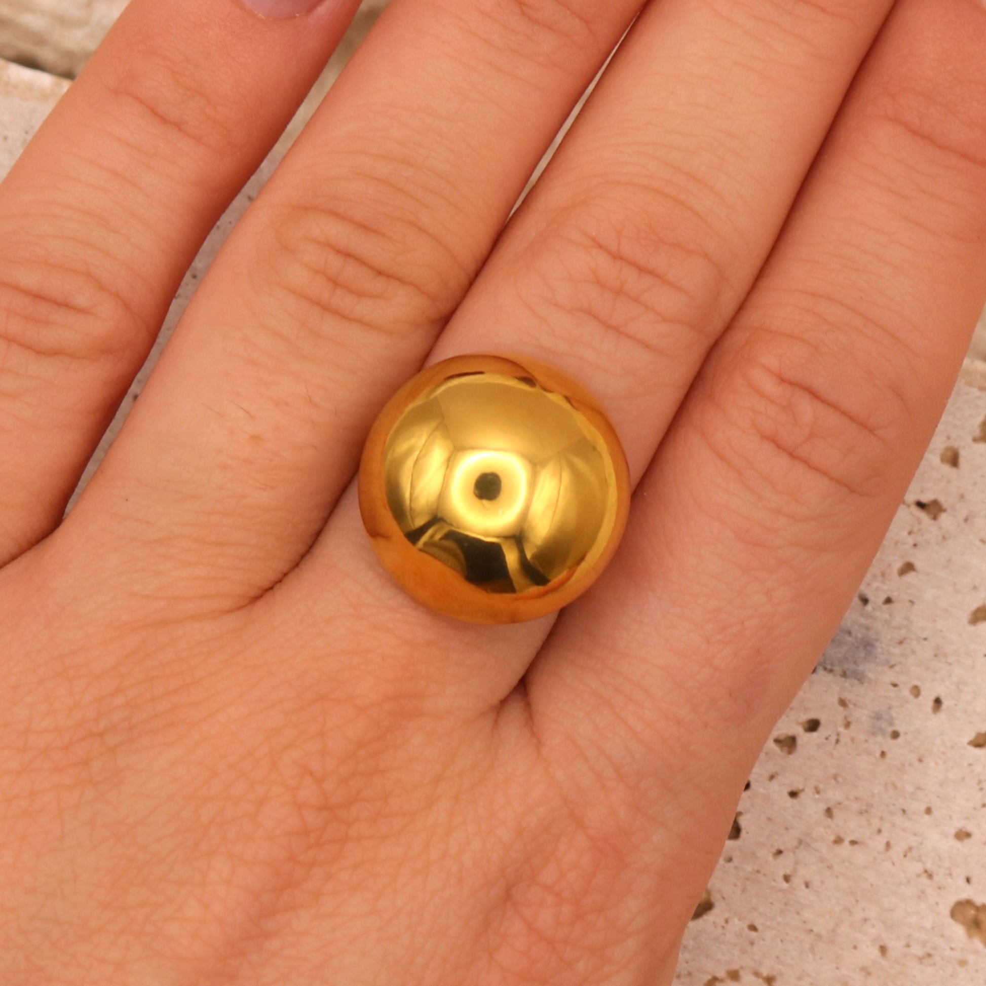ANELLO MEDIUM BOTTONE