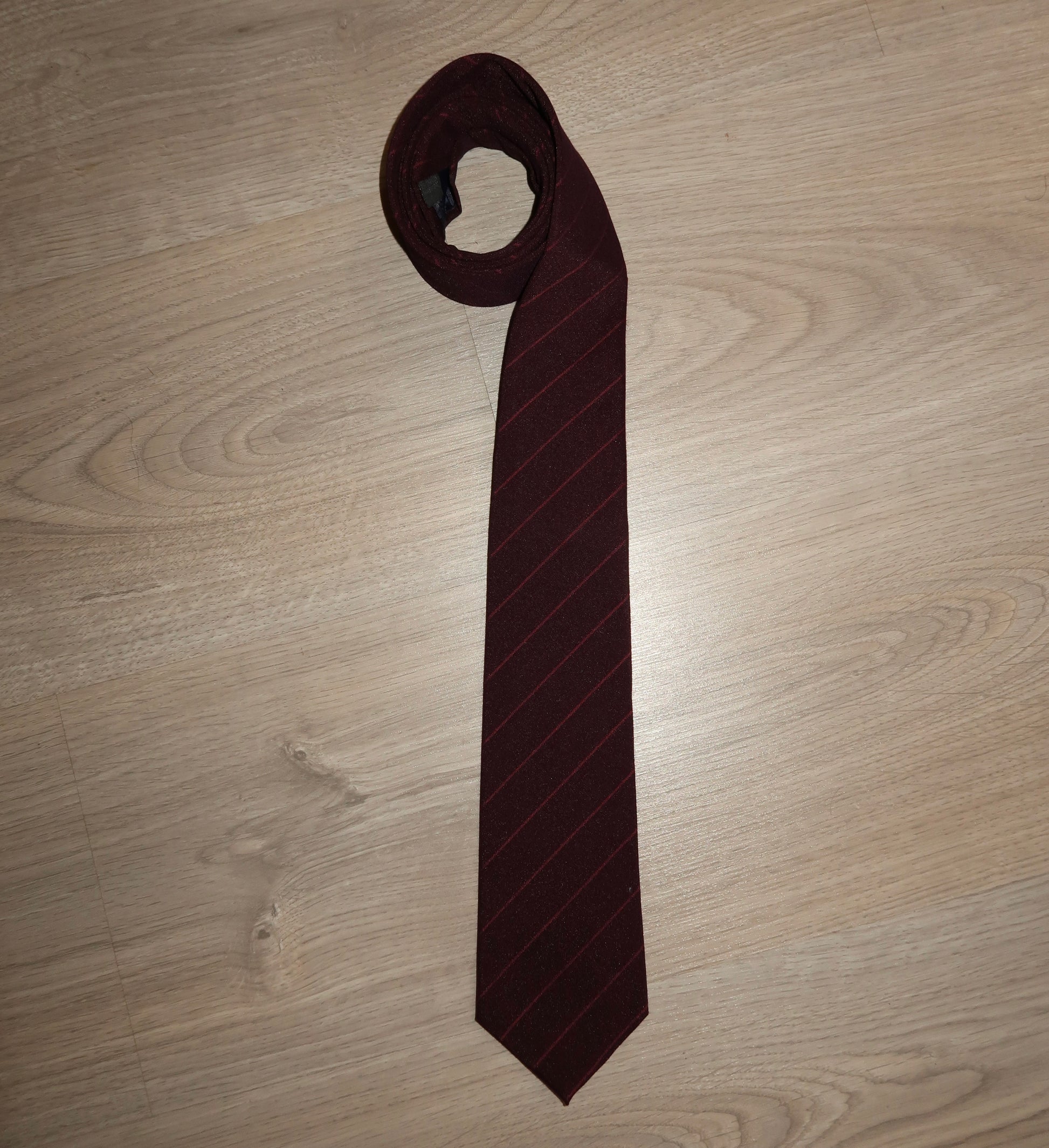 CRAVATTA BORDEAUX RIGHE