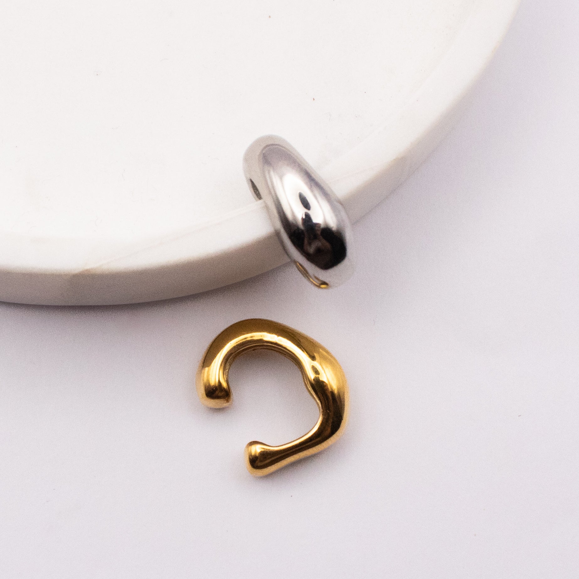 EAR CUFF FLUIDO