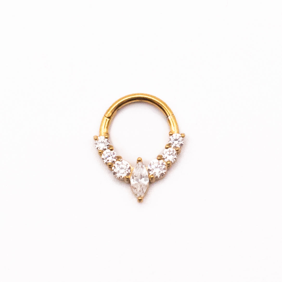 PIERCING DAITH